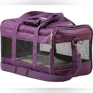 Sherpa Original Deluxe Pet Carrier